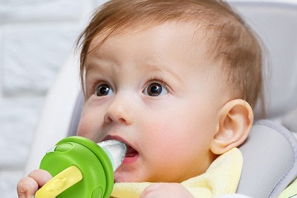 Introducing Your Baby to Solid Foods: A Guide for Parents